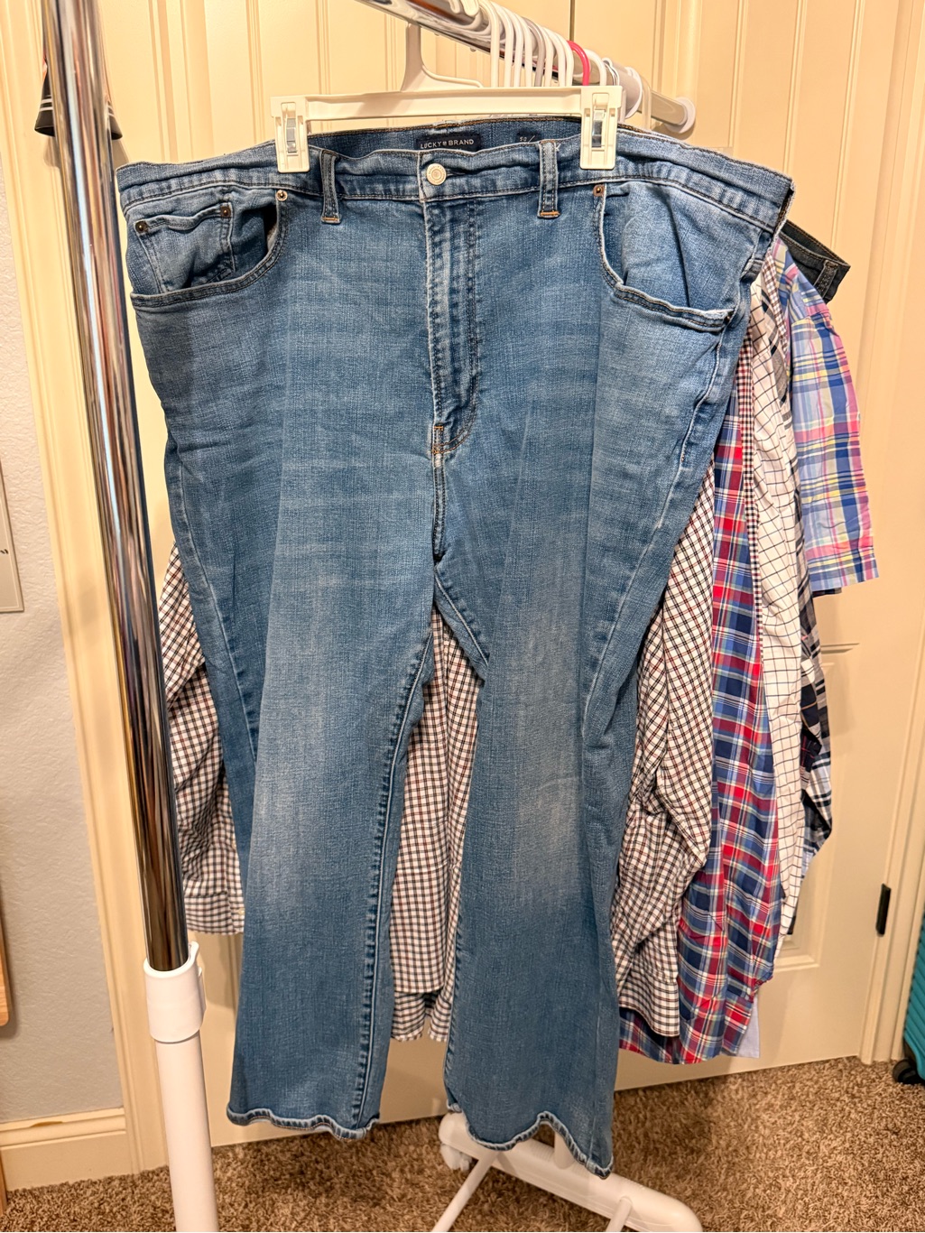 Lucky Brand Mens Bootcut Jeans In Light Blue Wash